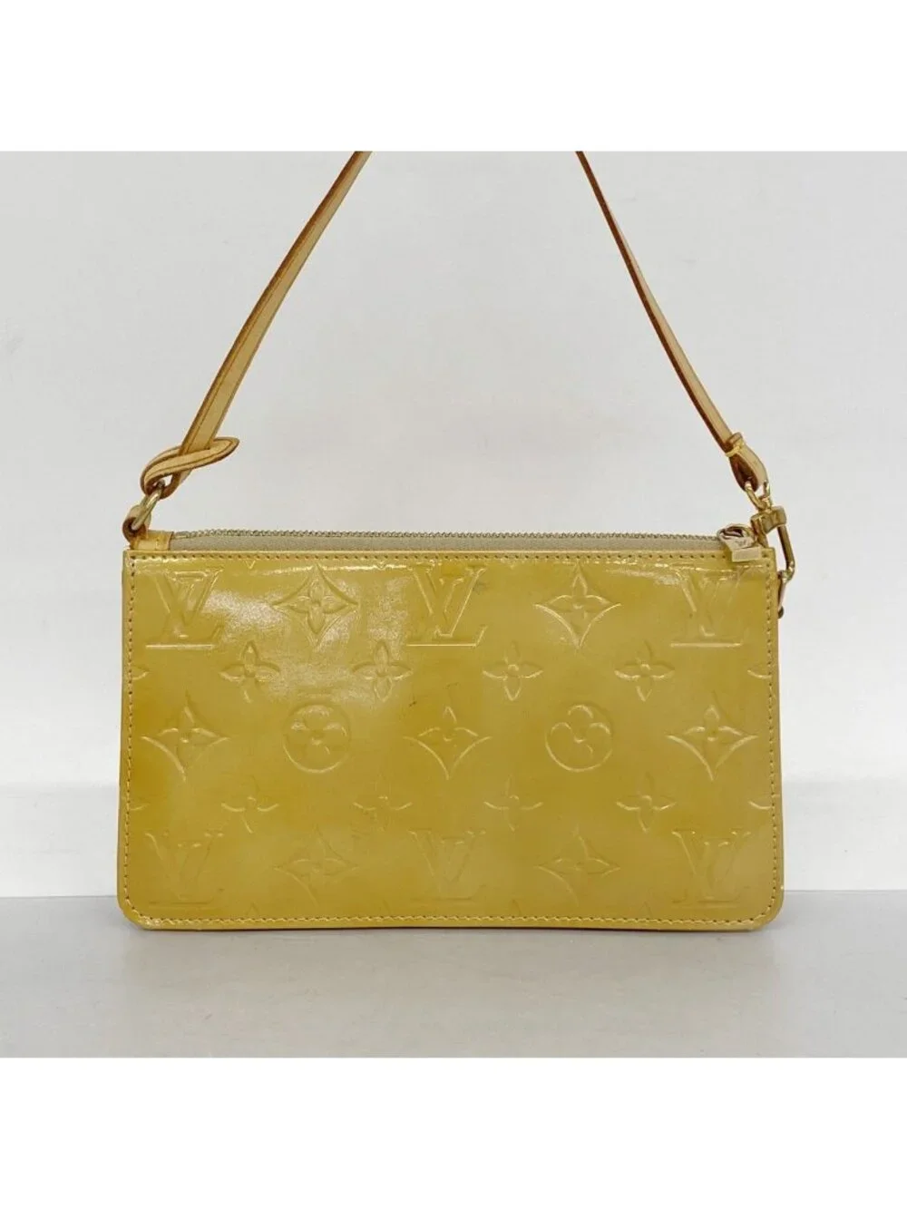 Louis Vuitton Pouch Vernis Lexington Beige